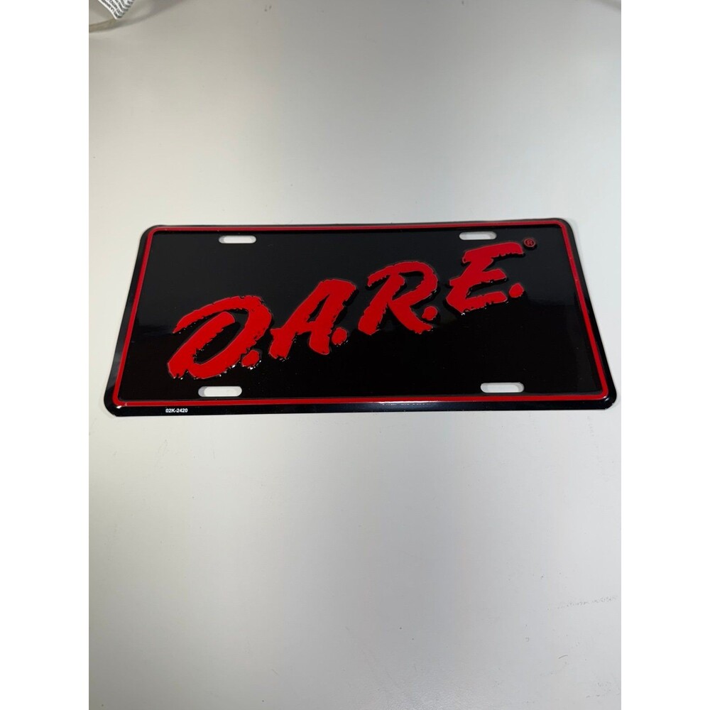 Vintage Embossed D.A.R.E To Resist Drugs And‎ Violence Metal License Plate Dare